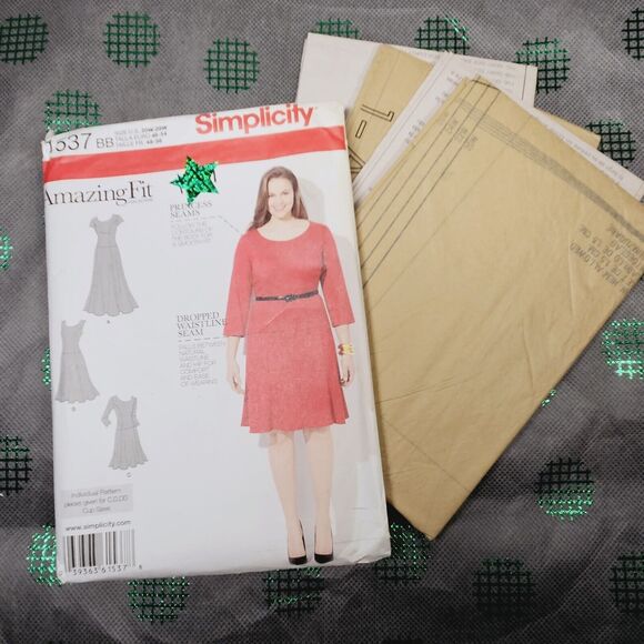 Simplicity Dress 1537 Size 20-28W Amazing Fit dress pattern C /D / DD cup sizes - Picture 2 of 3